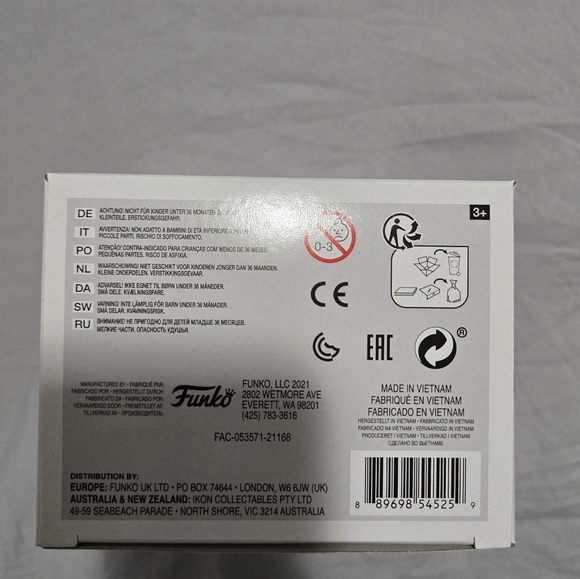 Star Wars: The Mandalorian with Grogu Funko Pop - Picture 4 of 4